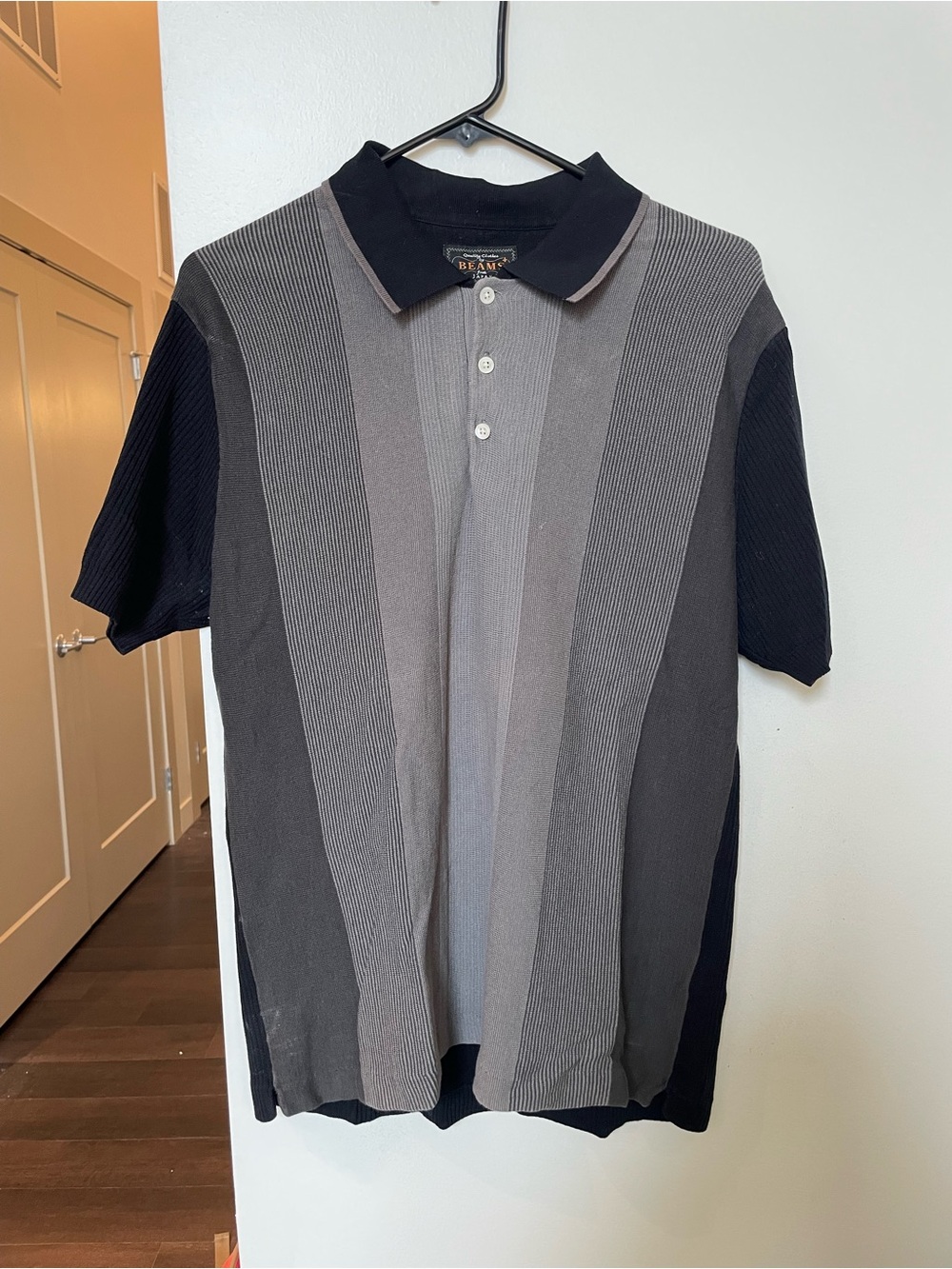 BEAMS Short-Sleeve Vertical Stripe Polo - Black & Gray